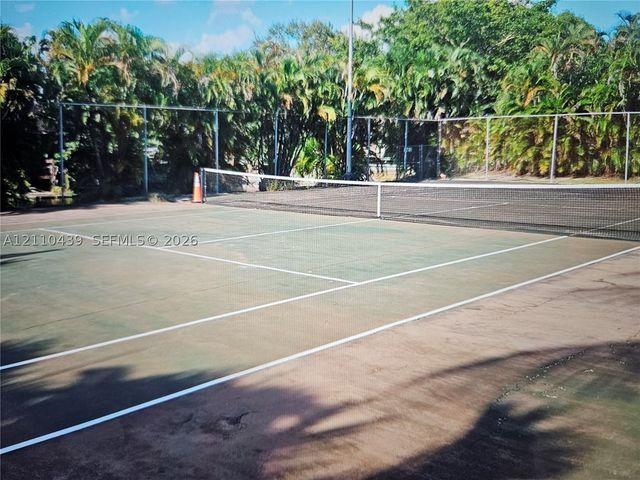 1021 Mockingbird Ln 105, Plantation, FL 33324