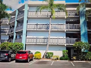 1021 Mockingbird Ln 105, Plantation, FL 33324
