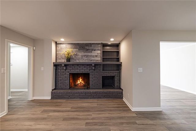 2362 Springrun Court, Decatur, GA 30032