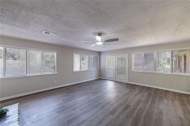 2362 Springrun Court, Decatur, GA 30032