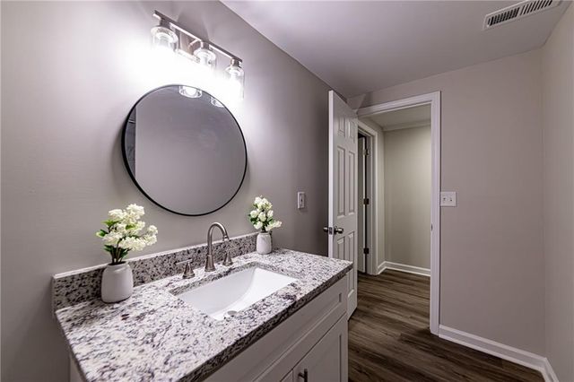 2362 Springrun Court, Decatur, GA 30032