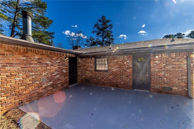 2362 Springrun Court, Decatur, GA 30032