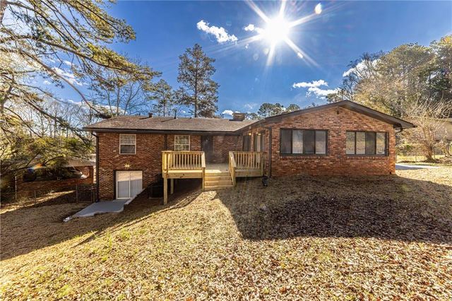 2362 Springrun Court, Decatur, GA 30032
