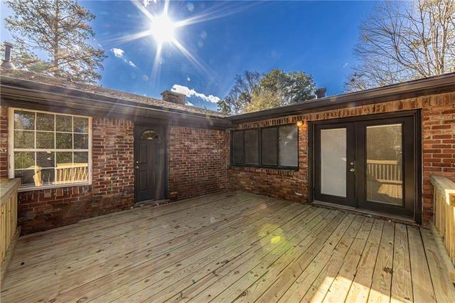 2362 Springrun Court, Decatur, GA 30032