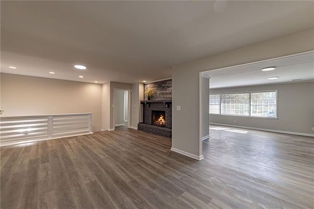 2362 Springrun Court, Decatur, GA 30032