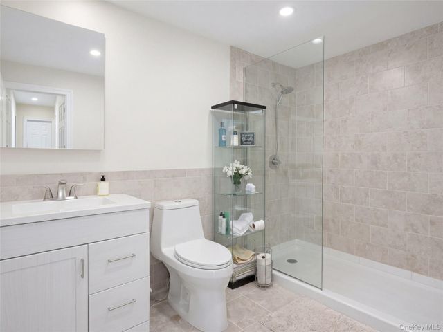 168 W Hartsdale Avenue, Hartsdale, NY 10530