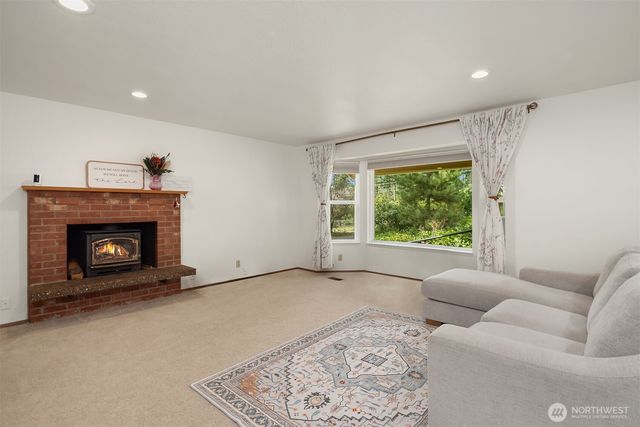 21803 NE 154th Street, Woodinville, WA 98077