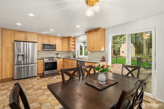 21803 NE 154th Street, Woodinville, WA 98077