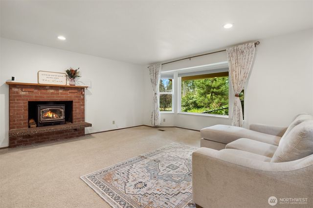 21803 NE 154th Street, Woodinville, WA 98077