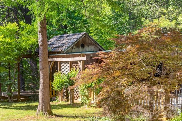 3205 Collinsville Road, Columbus, NC 28722