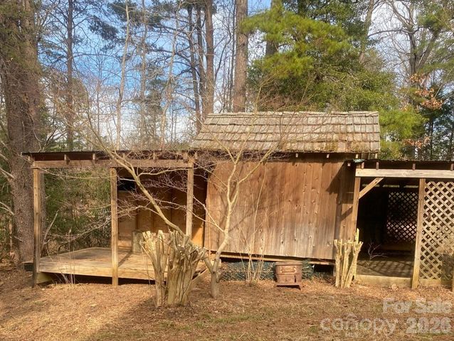 3205 Collinsville Road, Columbus, NC 28722