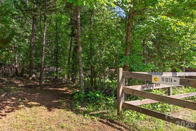 3205 Collinsville Road, Columbus, NC 28722