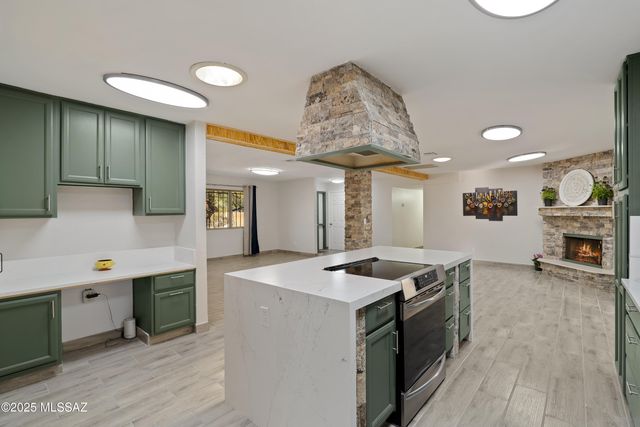 2220 N Arena Vista Avenue, Tucson, AZ 85715