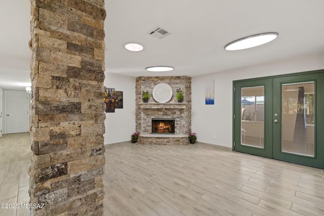 2220 N Arena Vista Avenue, Tucson, AZ 85715