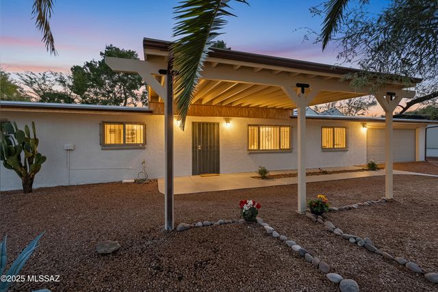 2220 N Arena Vista Avenue, Tucson, AZ 85715