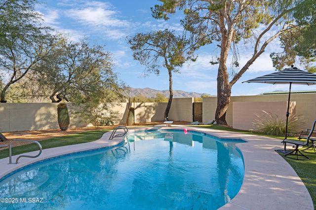 2220 N Arena Vista Avenue, Tucson, AZ 85715