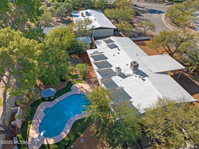 2220 N Arena Vista Avenue, Tucson, AZ 85715