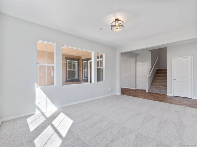 3013 Wohlford Dr, Escondido, CA 92027