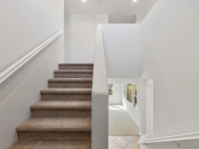 3013 Wohlford Dr, Escondido, CA 92027