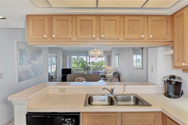 841 WEXFORD BOULEVARD 841, Venice, FL 34293