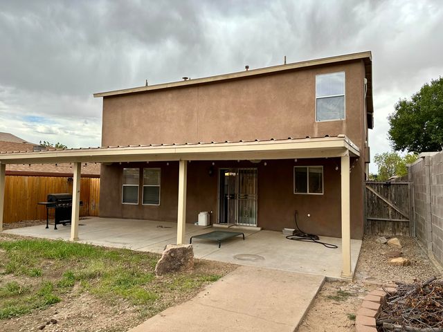 11209 Egret Court SW, Albuquerque, NM 87121