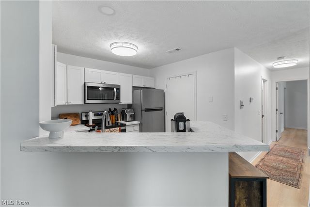 1435 Buckingham Gate D Boulevard, Cuyahoga Falls, OH 44221