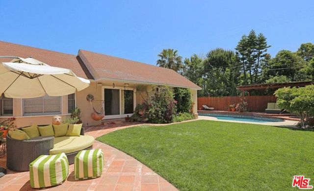 3076 Earlmar Drive, Los Angeles, CA 90064