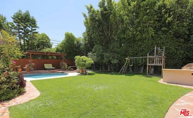 3076 Earlmar Drive, Los Angeles, CA 90064