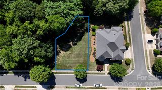 6814 Larrisa Court, Charlotte, NC 28226