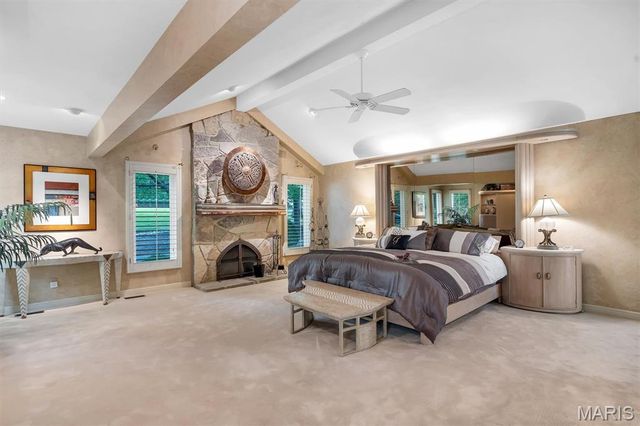 436 Shadowridge Court, Ballwin, MO 63011