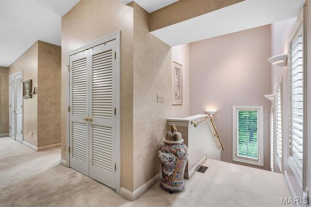 436 Shadowridge Court, Ballwin, MO 63011