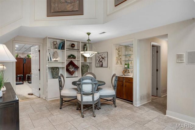 436 Shadowridge Court, Ballwin, MO 63011