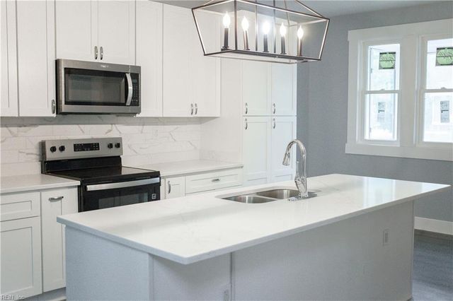 2211 Parish AVE, Newport News, VA 23607