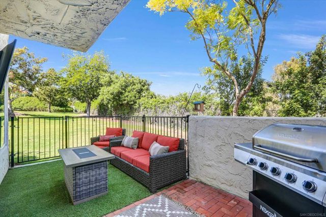 1364 Tanager Ln, El Cajon, CA 92020