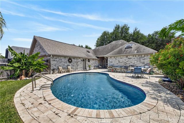 700 Avocet Avenue, Mcallen, TX 78504