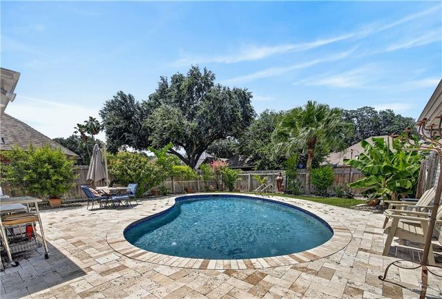 700 Avocet Avenue, Mcallen, TX 78504