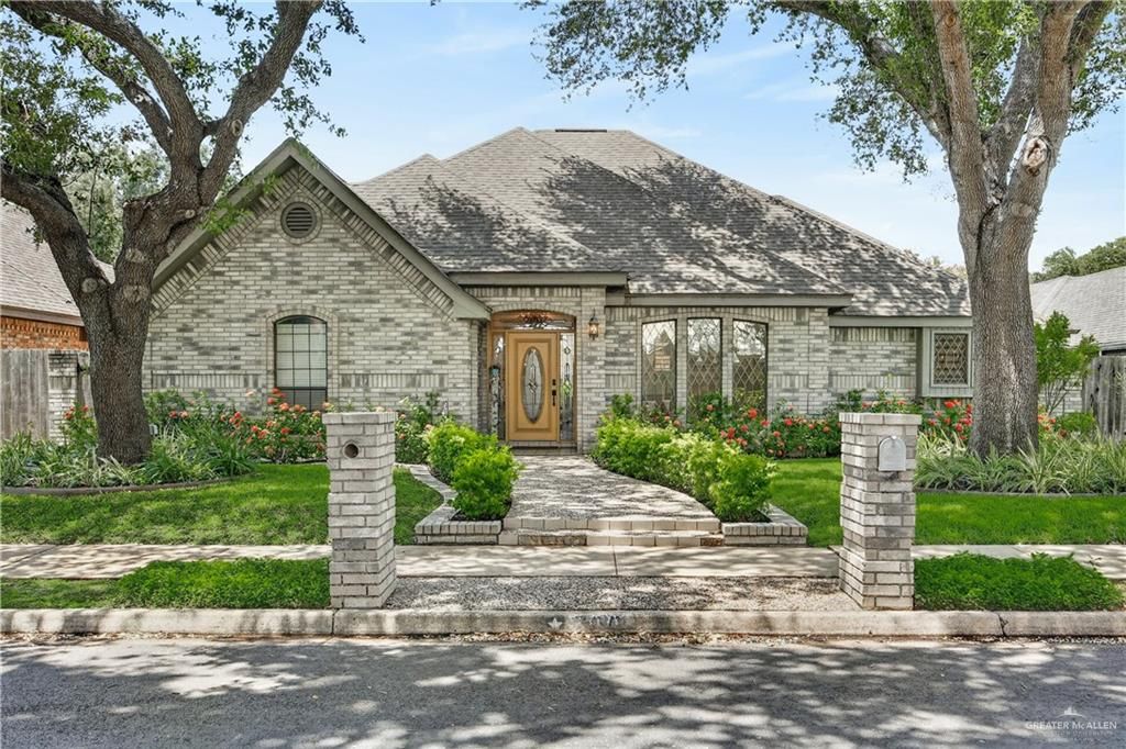 700 Avocet Avenue, Mcallen, TX 78504