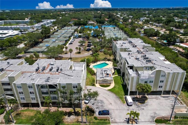 4651 1ST STREET NE 311, St Petersburg, FL 33703