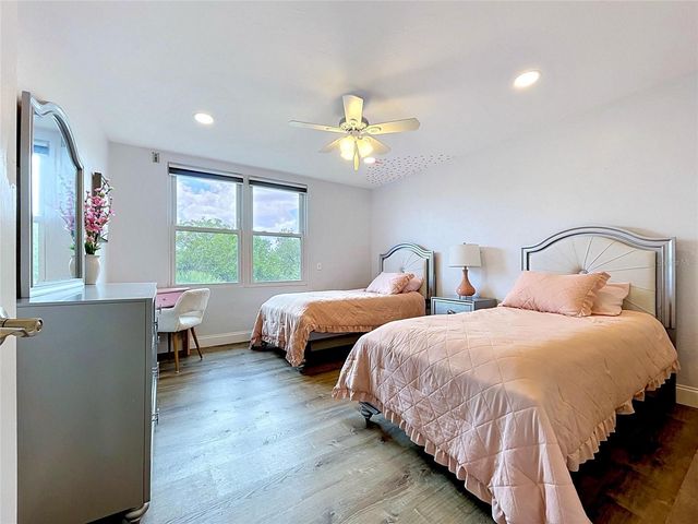4651 1ST STREET NE 311, St Petersburg, FL 33703