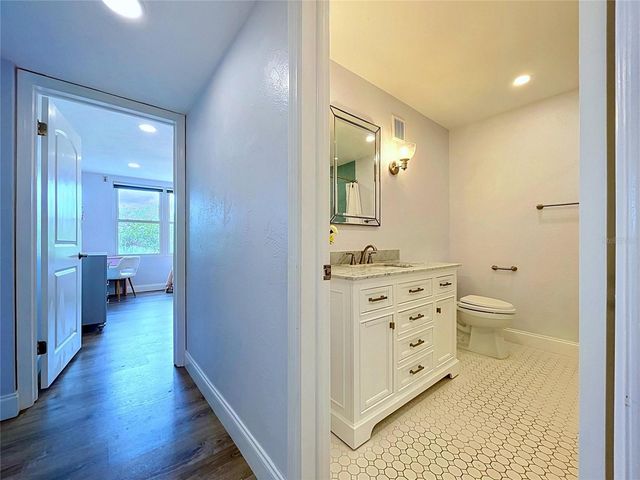 4651 1ST STREET NE 311, St Petersburg, FL 33703