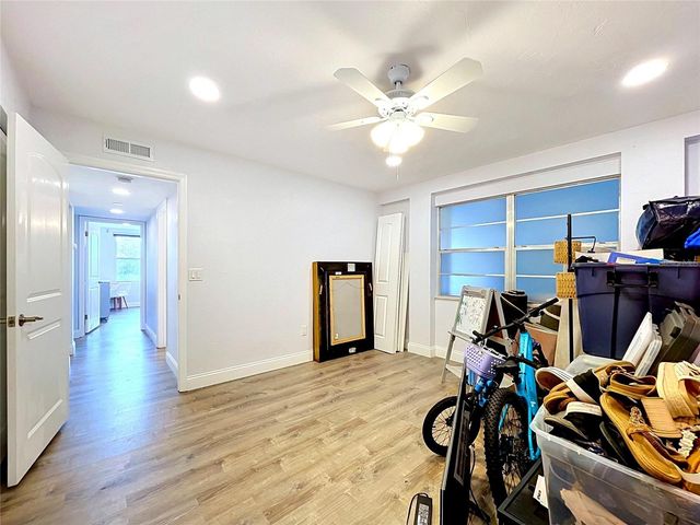 4651 1ST STREET NE 311, St Petersburg, FL 33703