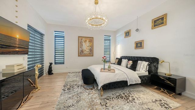 1899 VAMO WAY, Sarasota, FL 34231