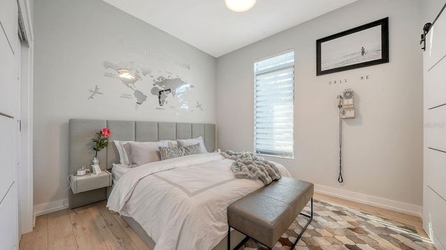 1899 VAMO WAY, Sarasota, FL 34231