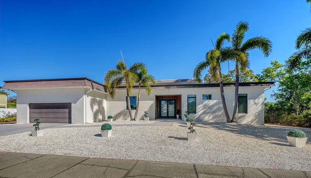 1899 VAMO WAY, Sarasota, FL 34231