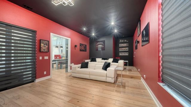 1899 VAMO WAY, Sarasota, FL 34231