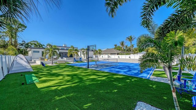 1899 VAMO WAY, Sarasota, FL 34231
