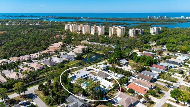 1899 VAMO WAY, Sarasota, FL 34231