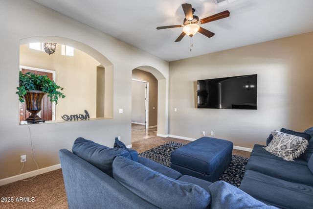 3112 W DESERT Lane, Laveen, AZ 85339