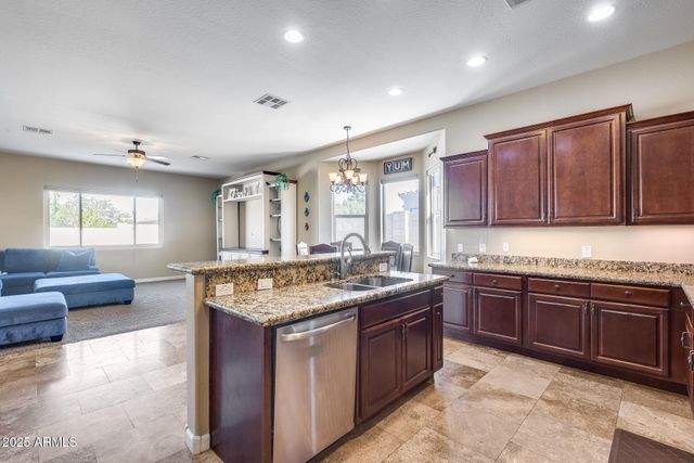 3112 W DESERT Lane, Laveen, AZ 85339