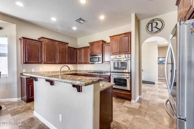 3112 W DESERT Lane, Laveen, AZ 85339